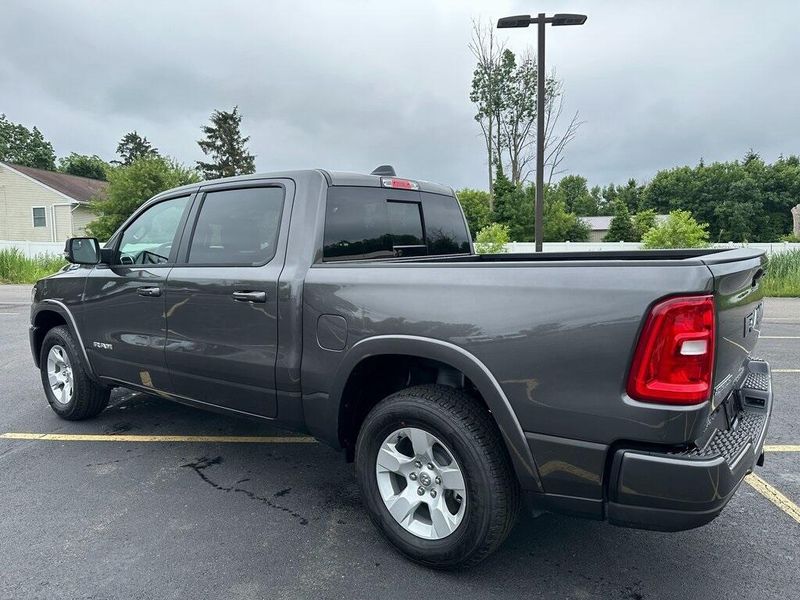 2025 RAM 1500 Big Horn Crew Cab 4x4 5