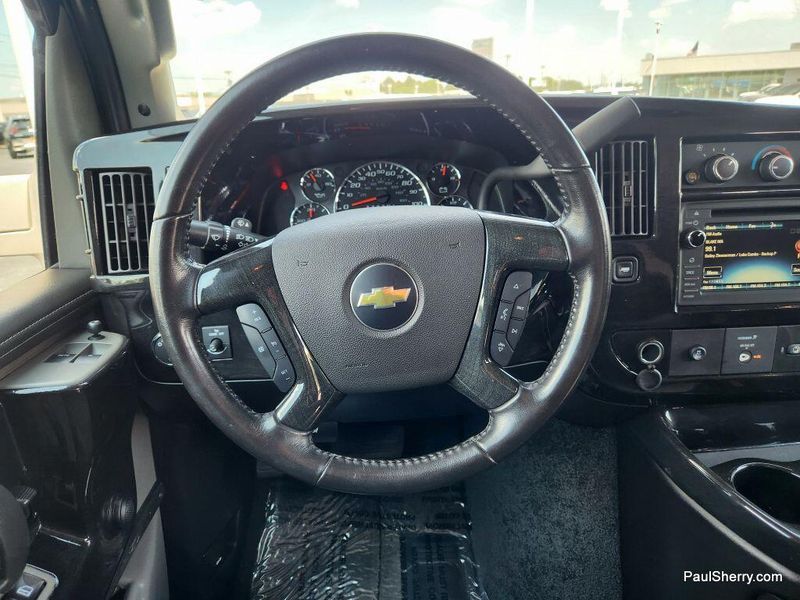 Used 2019 Chevrolet Express 2500 Image 28