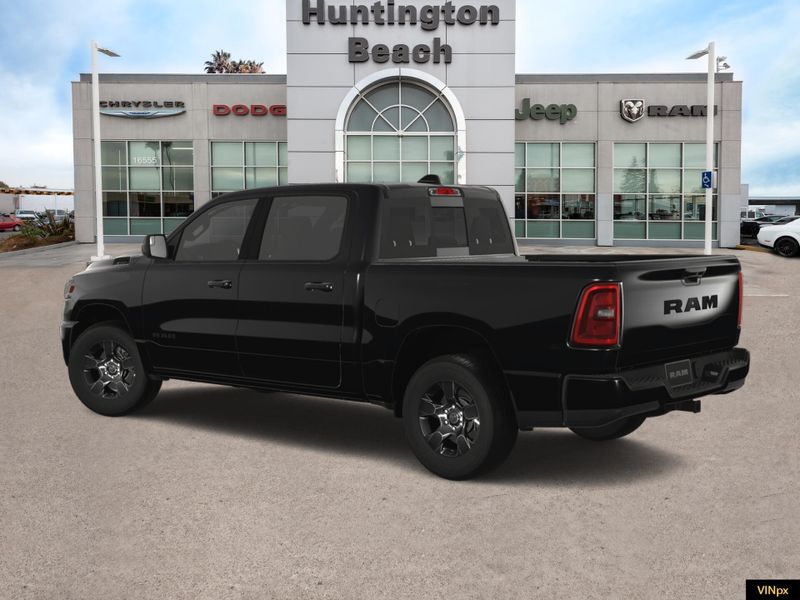 2025 RAM 1500 Tradesman Crew Cab 4x2Image 4