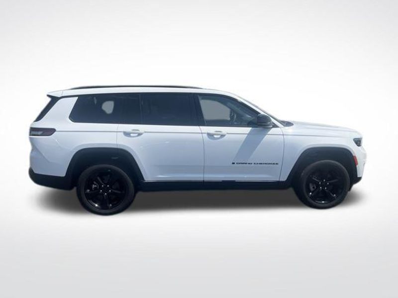 2025 Jeep Grand Cherokee L Altitude X 4x4