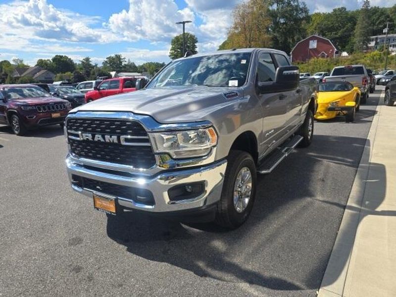 2024 Ram 2500 Big Horn photo 3