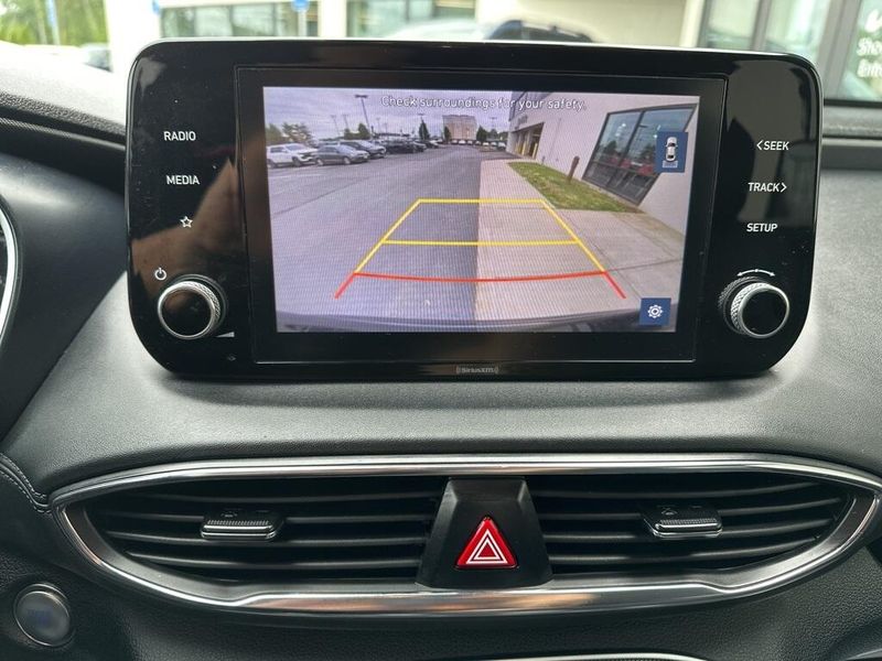 2022 Hyundai Santa Fe SELImage 29