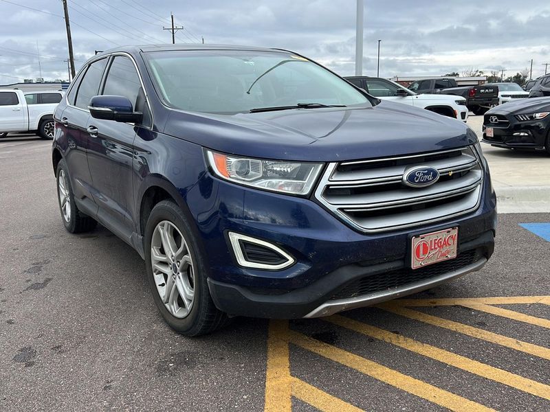 2016 Ford Edge Titanium photo 7