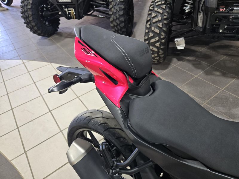 NEW 2026 CFMOTO 300 SS Image 10