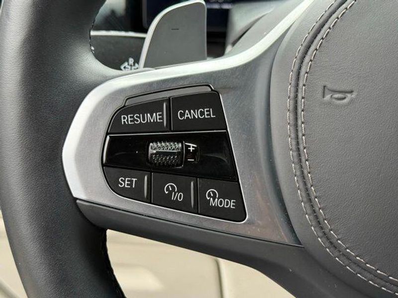 Used 2026 BMW X7 xDrive40iImage 25