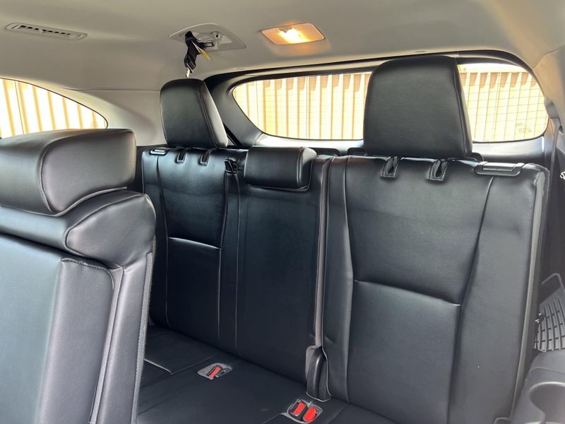 Used 2020 Toyota Highlander Hybrid XLEImage 25