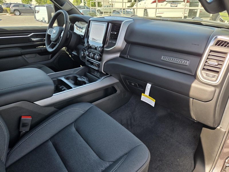 New 2026 RAM 1500 Big Horn Crew Cab 4x2 5'7' Box