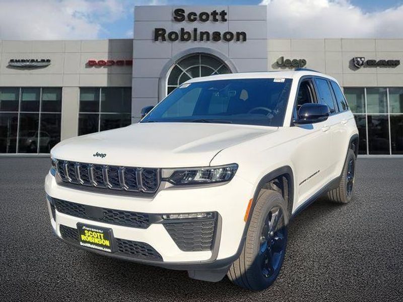 New 2026 Jeep Grand Cherokee Limited 4x2