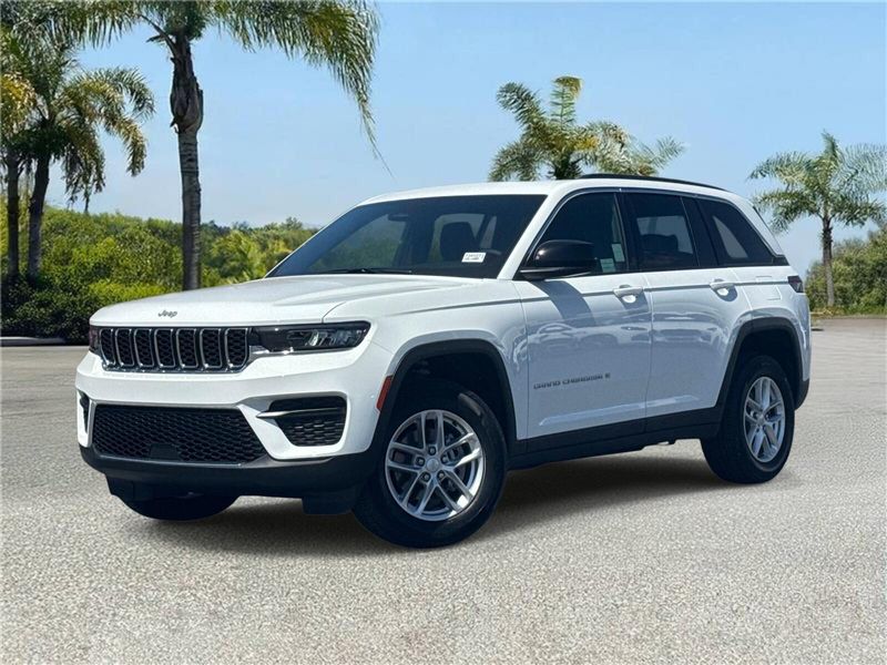 New 2026 Jeep Grand Cherokee Laredo X 4x2