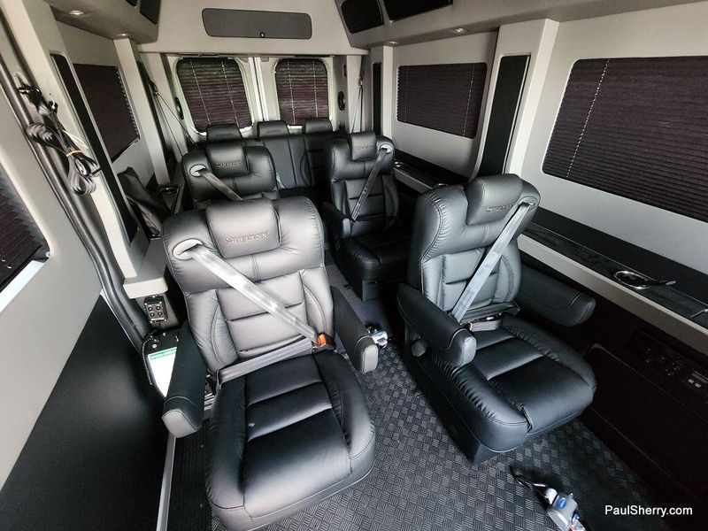 2024 RAM Promaster 2500 Slt+ Window Van High Roof 159
