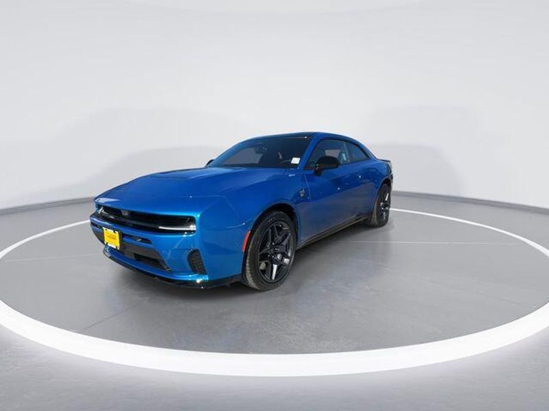 New 2026 Dodge Charger Scat Pack 2-door AwdImage 4