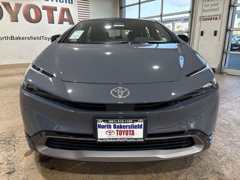 New 2026 Toyota Prius XLEImage 5