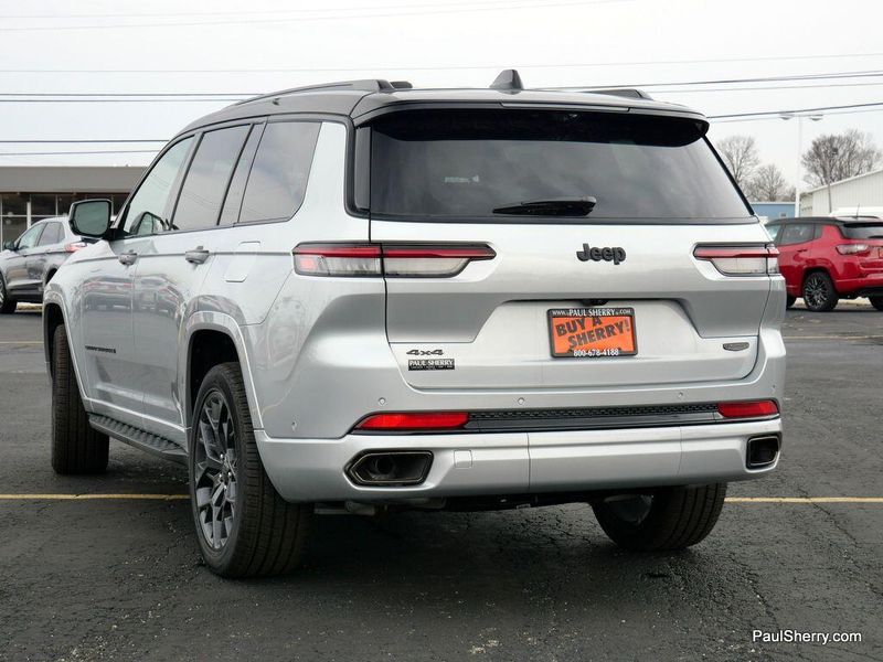 New 2025 Jeep Grand Cherokee L Summit Reserve 4x4Image 13