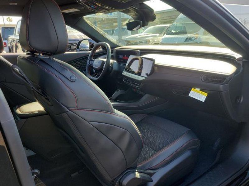 New 2026 Dodge Charger Scat Pack 2-door Awd