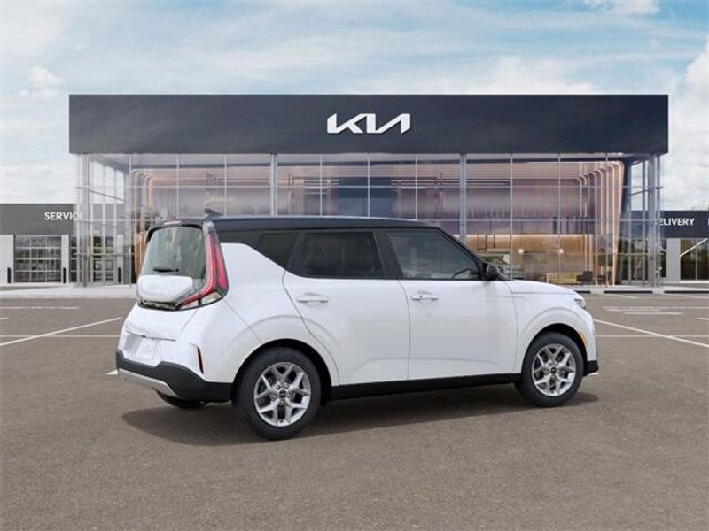 2025 Kia Soul SImage 6