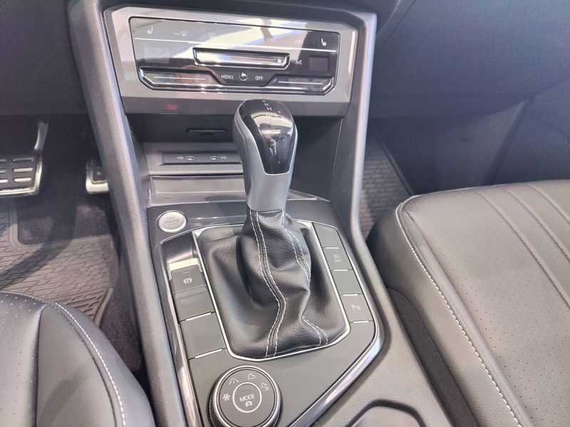 2024 Volkswagen Tiguan SE R-Line Black AWD w/SunroofImage 23