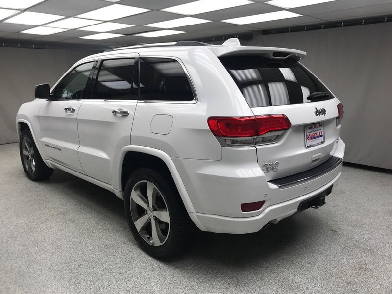 Used 2016 Jeep Grand Cherokee OverlandImage 10