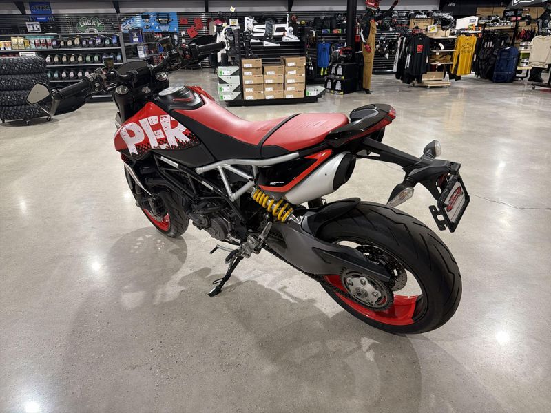 Used 2022 Ducati HYPERMOTARD 950 RVE Image 15