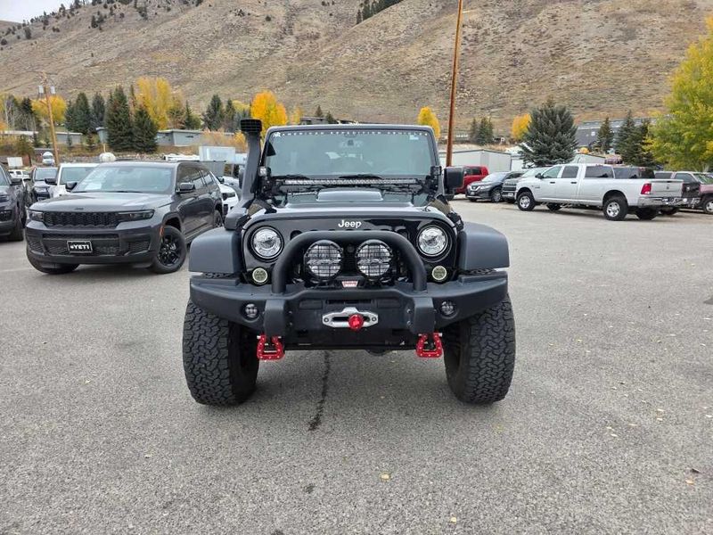 2018 Jeep Wrangler Unlimited Rubicon photo 4