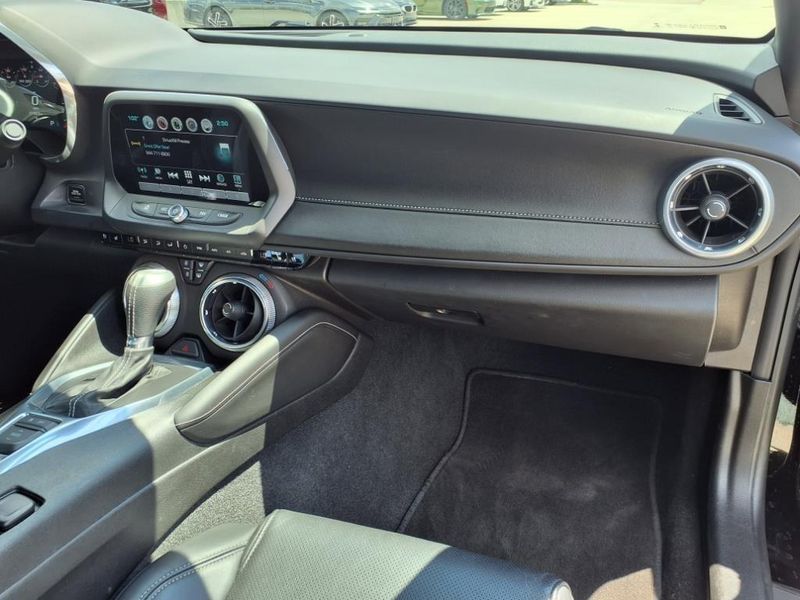 Used 2016 Chevrolet Camaro SSImage 20