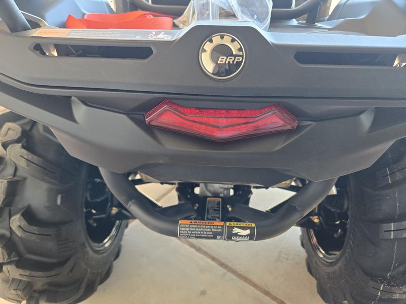 NEW 2026 CAN-AM OUTLANDER X MR 700 Image 12