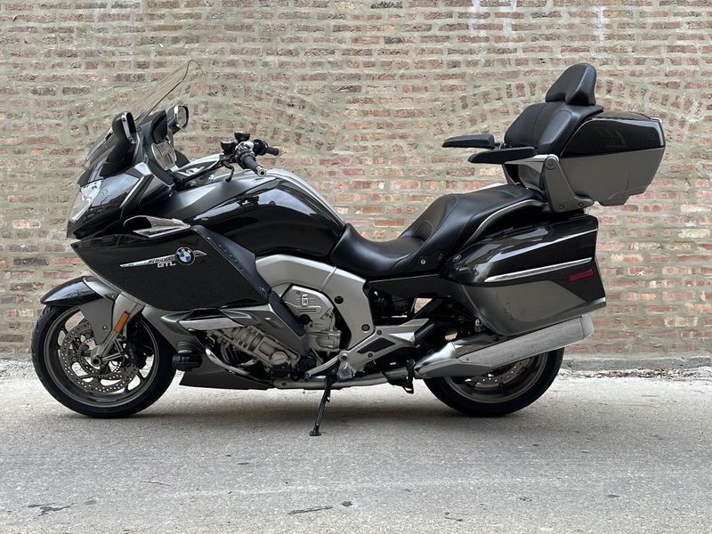 2016 BMW K1600GTL Exclusive  Image 2