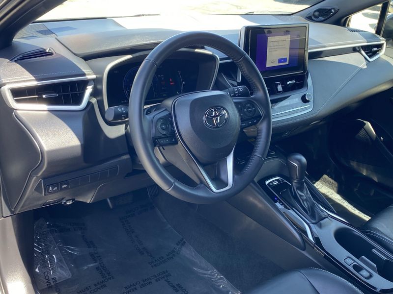2024 Toyota Corolla Hatchback XSEImage 16
