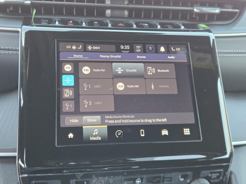 New 2026 Jeep Grand Cherokee L Laredo X 4x2