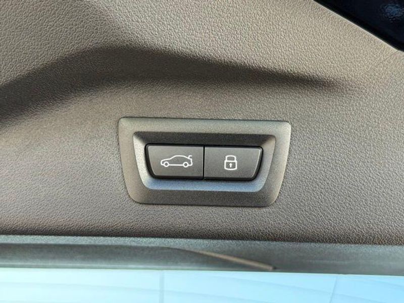 Used 2026 BMW X7 M60iImage 17