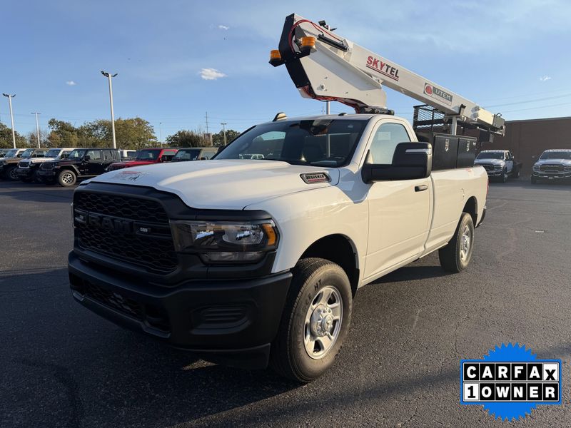 Used 2023 RAM 3500 TradesmanImage 1