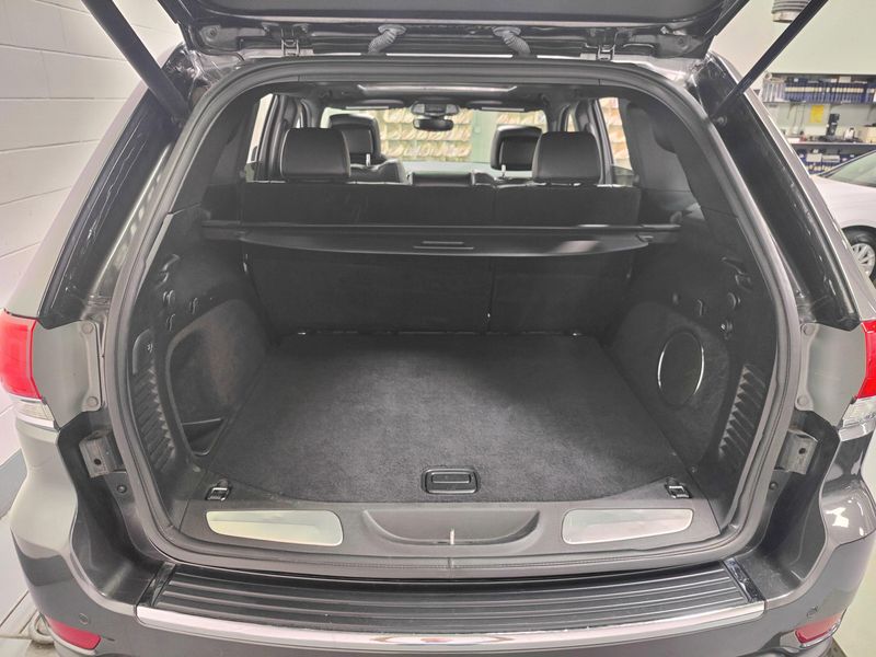 2019 Jeep Grand Cherokee Limited photo 12
