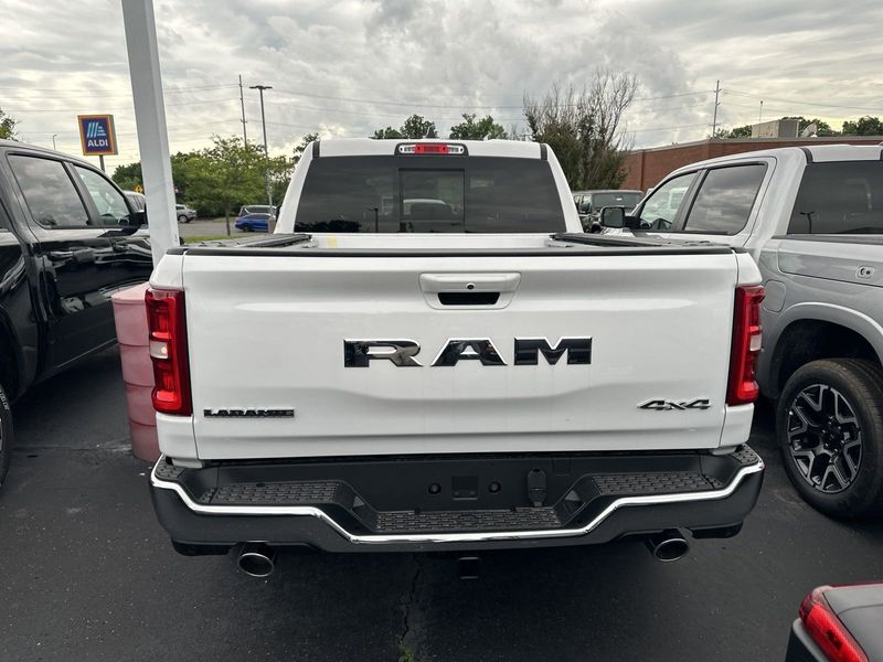 2025 RAM 1500 Laramie Crew Cab 4x4 5