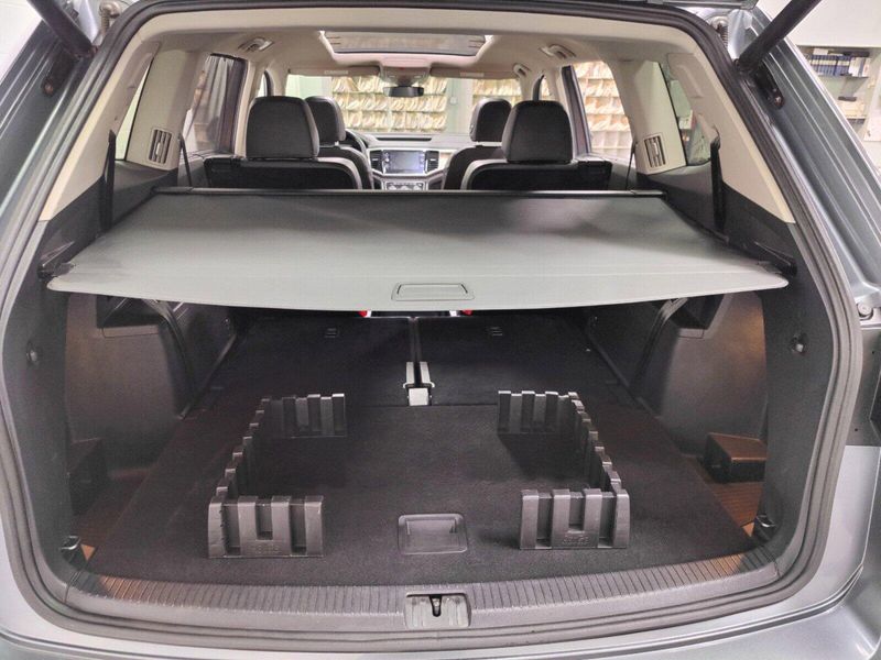 2019 Volkswagen Atlas V6 AWD SEL Premium w/Sunroof/NavImage 17