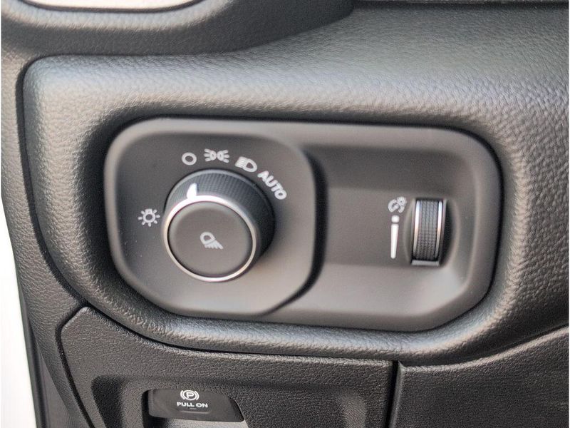 New 2026 RAM 1500 Tradesman Crew Cab 4x4 5