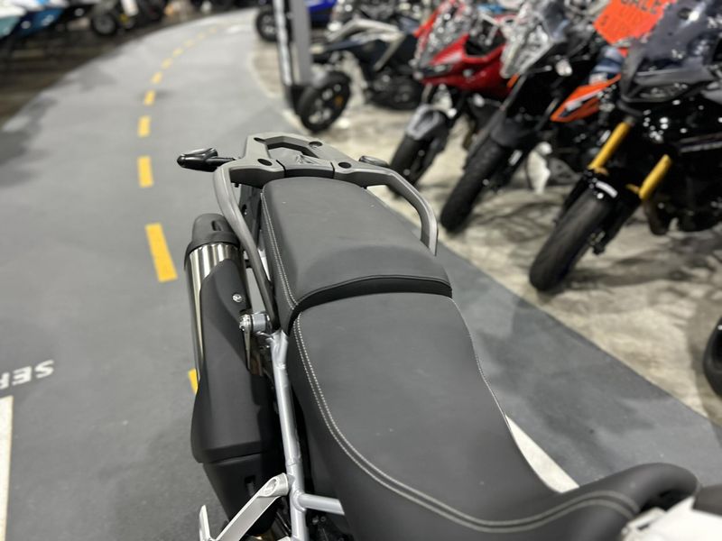 Used 2022 Triumph TIGER 900 GT LOW Image 8