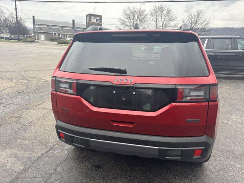 New 2026 Jeep Cherokee Overland 4x4Image 7