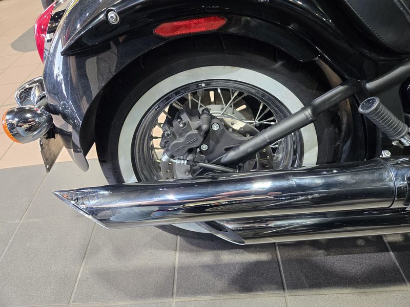 2023 Kawasaki VULCAN 900 CLASSIC Image 17