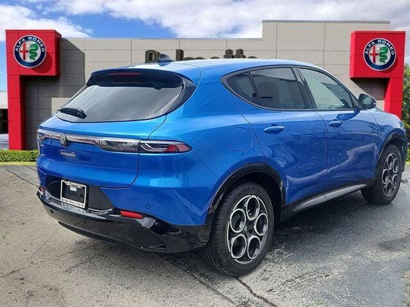2025 Alfa Romeo Tonale photo 5