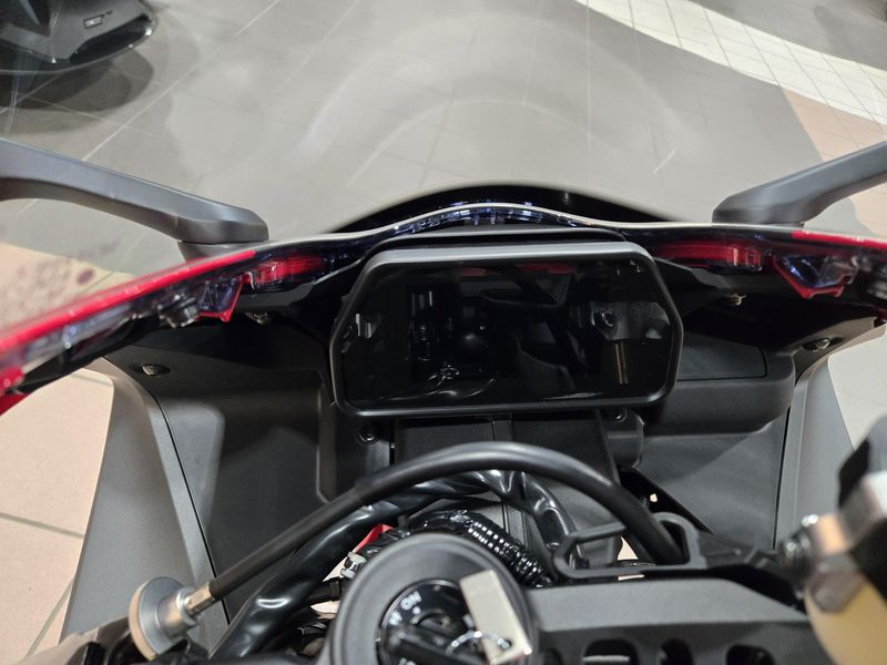 NEW 2026 YAMAHA YZFR1 70TH ANNIVERSARY EDITION Image 16