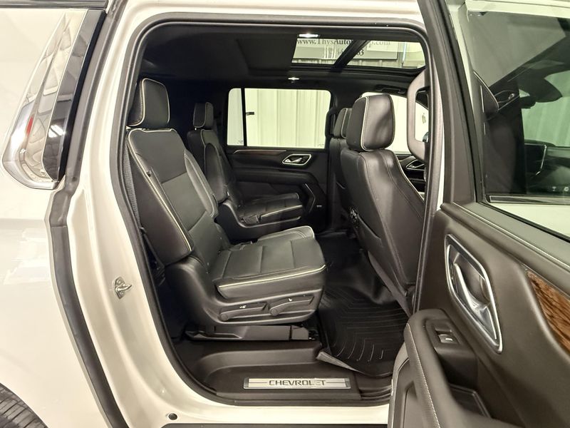 Used 2021 Chevrolet Suburban PremierImage 10