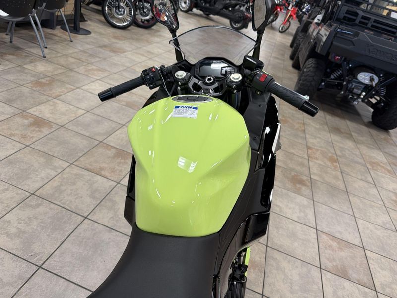 New 2026 Kawasaki NINJA 500 ABS Image 25
