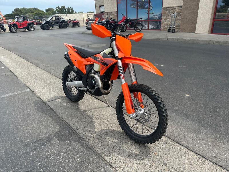 New 2025 KTM XC 450 F 