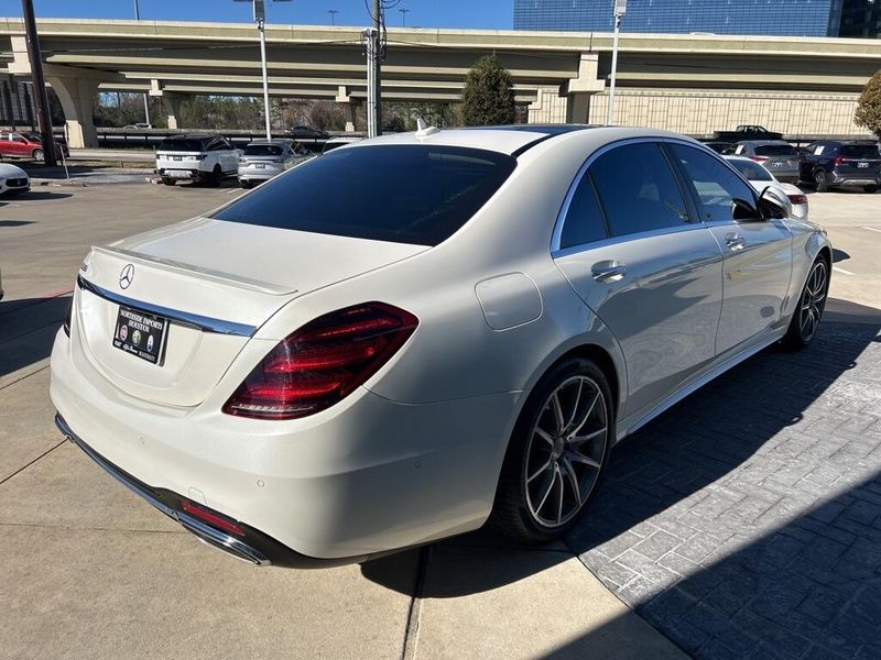 2019 Mercedes-Benz S 560 560Image 3