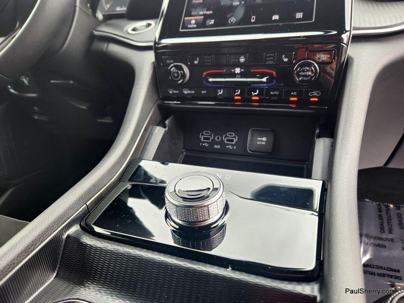 2025 Jeep Grand Cherokee L Altitude X 4x4Image 36