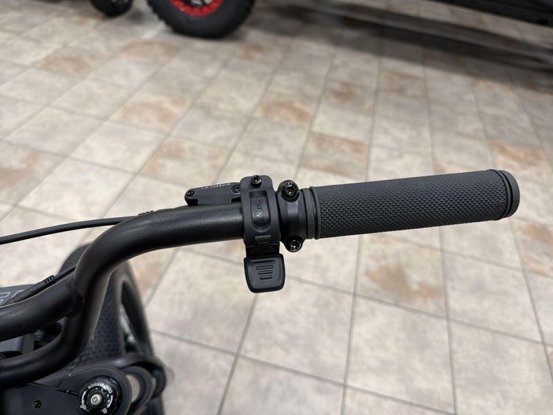 New 2025 Super73 ZX SE E-BIKE Image 23