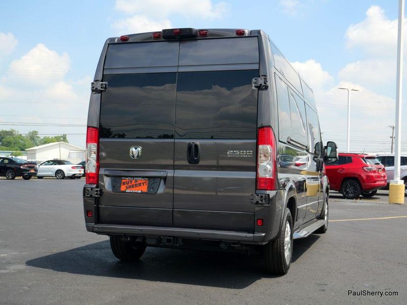 New 2024 RAM Promaster 2500 Slt+ Window Van High Roof 159