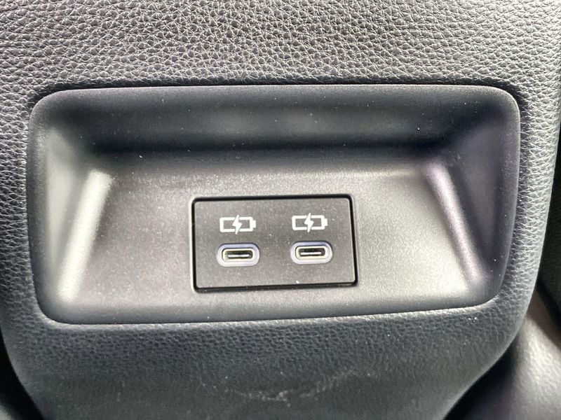 2024 Toyota Corolla LEImage 20
