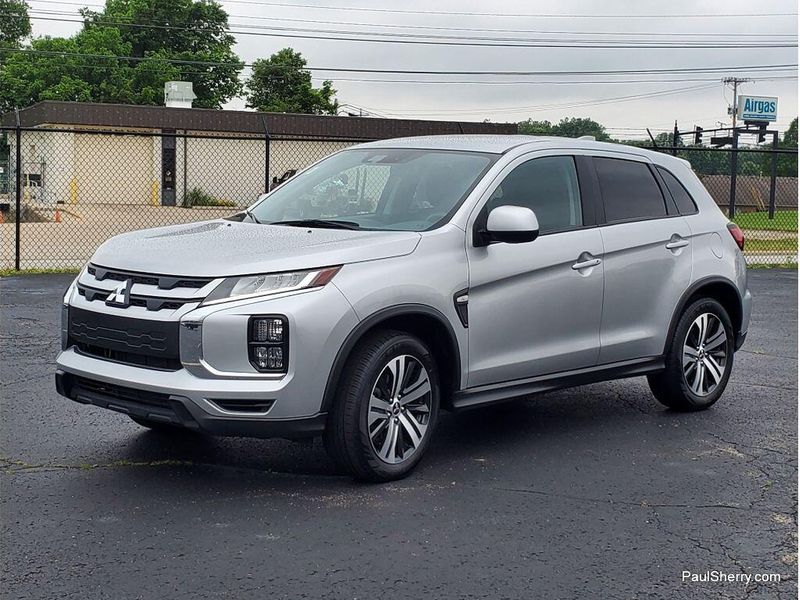 Used 2025 Mitsubishi Outlander Sport SE