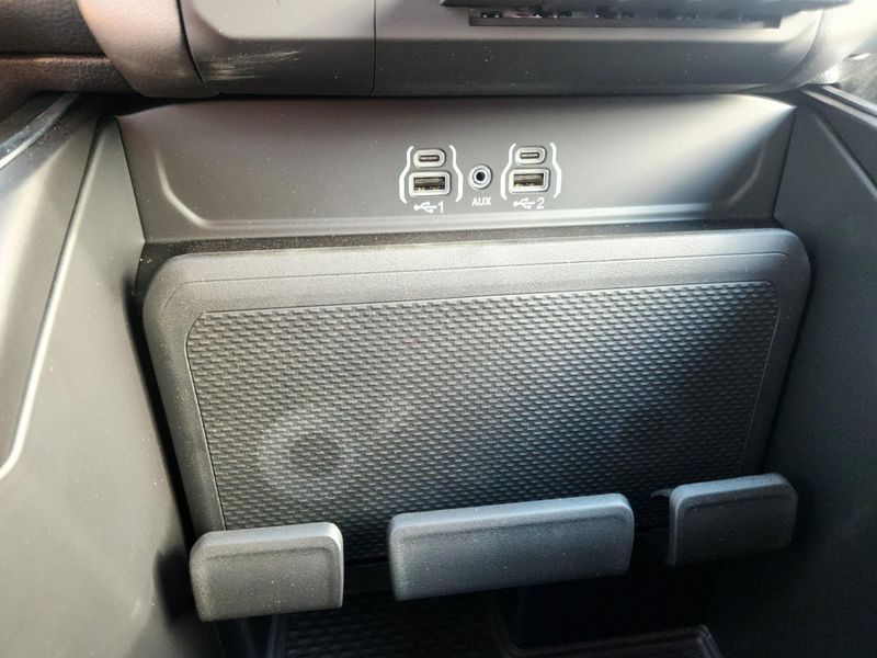 New 2026 RAM 1500 Express Crew Cab 4x4 5'7' Box