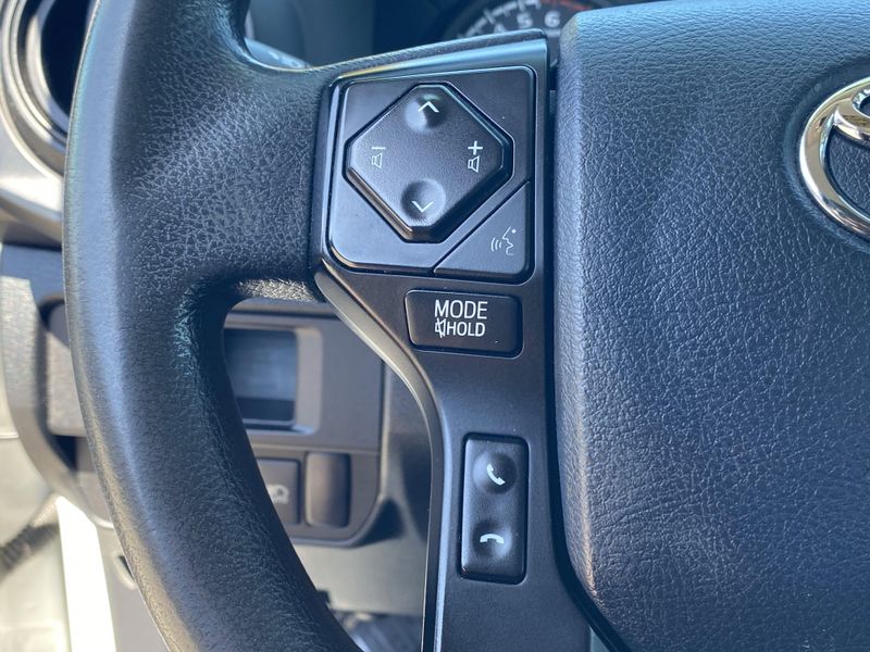 Used 2018 Toyota Tacoma Image 26